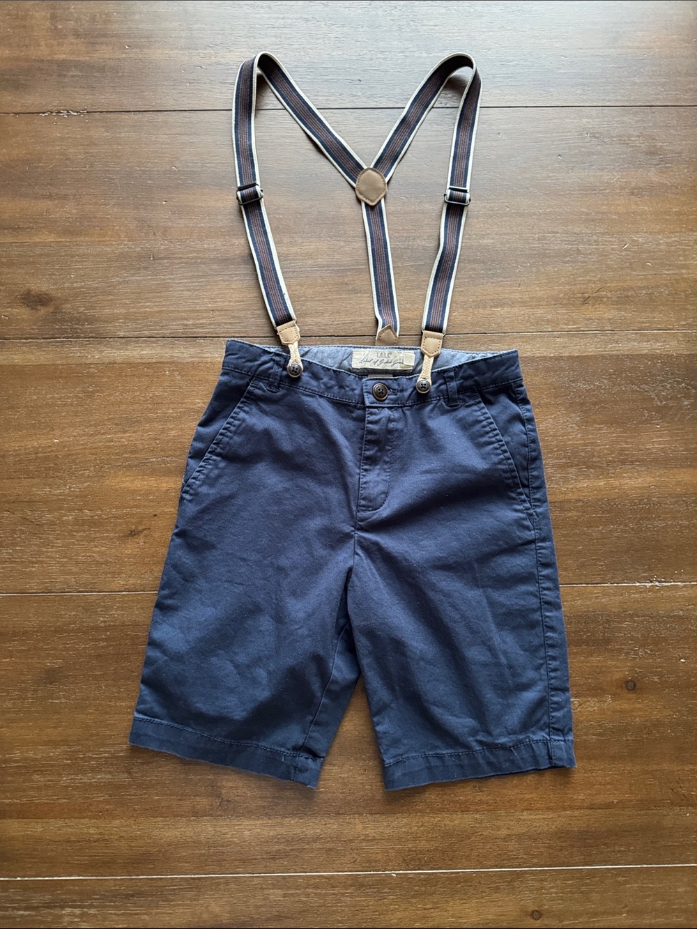 Size 7-8Y adjustable waist suspenders h&m navy shorts